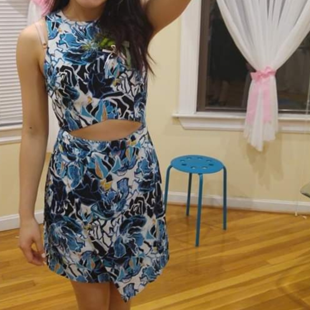 NBDxNaveen Twins Key Hole Cutout Mini Dress Blue Floral Pattern